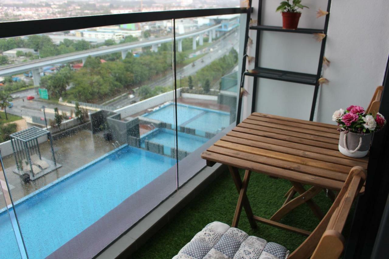 Mlh Deluxe Studio Suites @ Landmark Residence Cheras Exterior photo