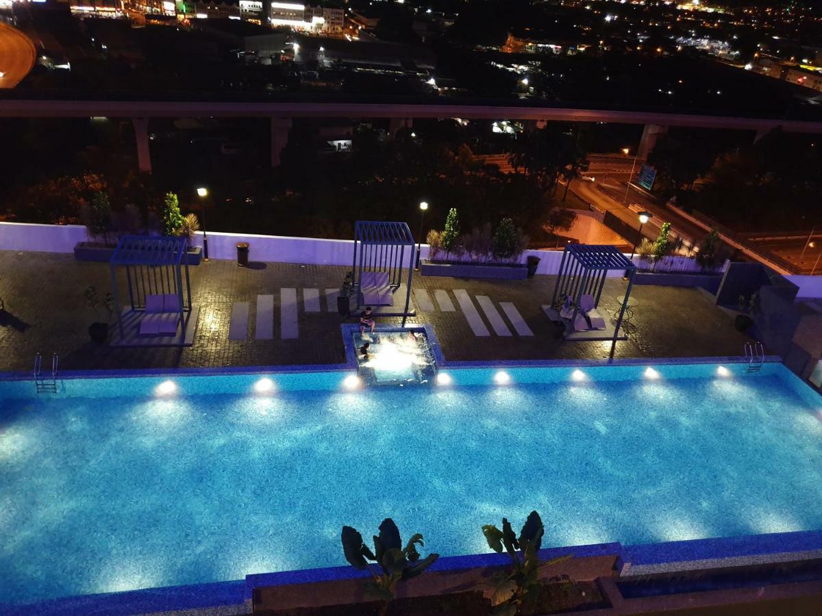 Mlh Deluxe Studio Suites @ Landmark Residence Cheras Exterior photo
